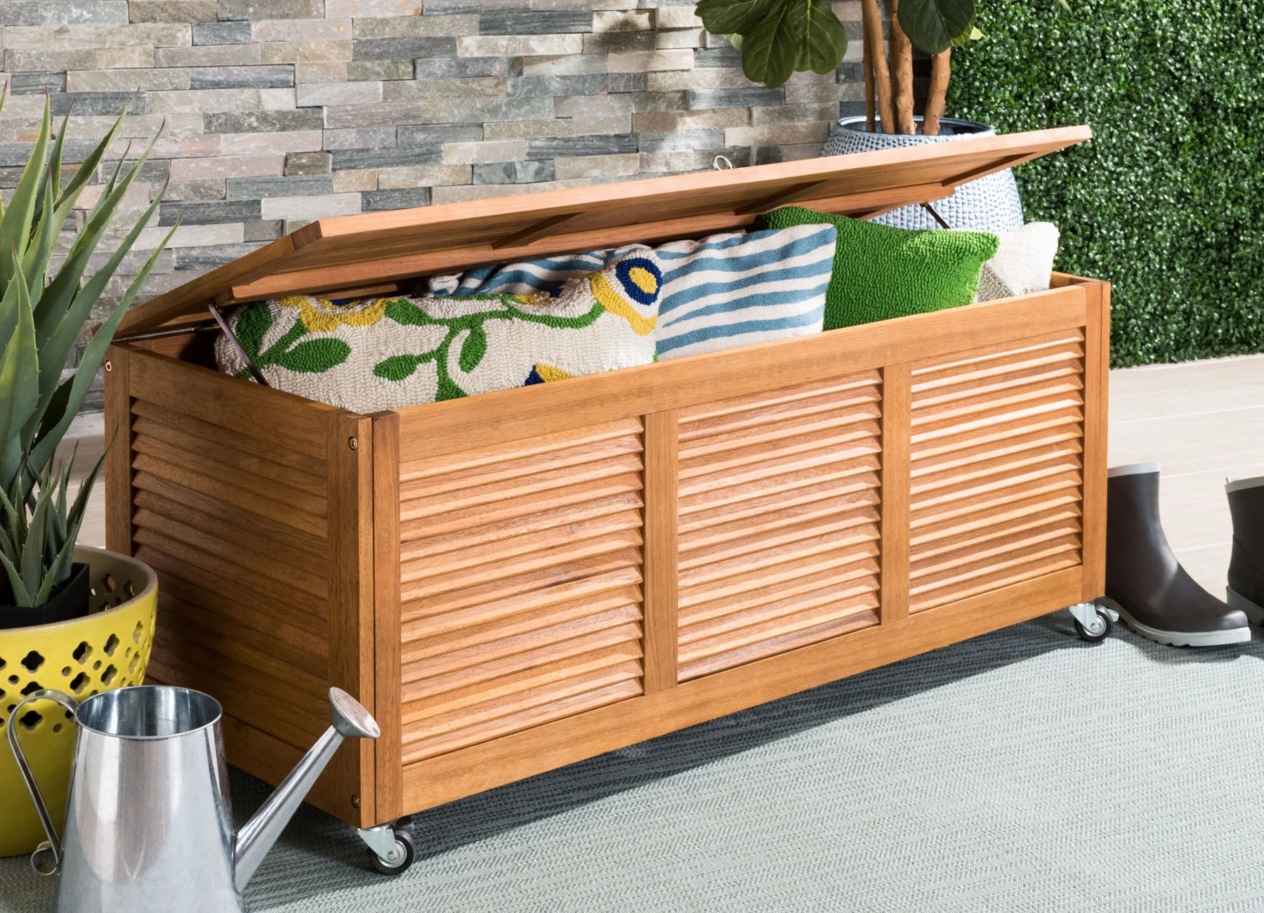 Shop Outdoor Storage and Trash Bins